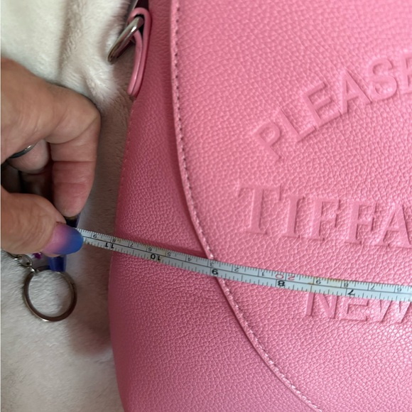 Pink Heart Shaped Inspired Women's Bag. - Picture 12 of 14